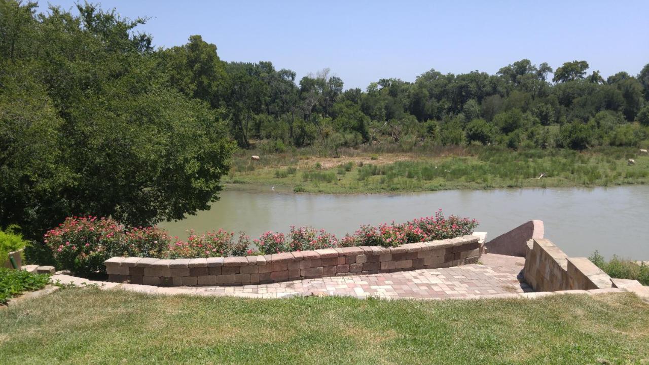 The Perry Riverhouse Bastrop Exteriör bild